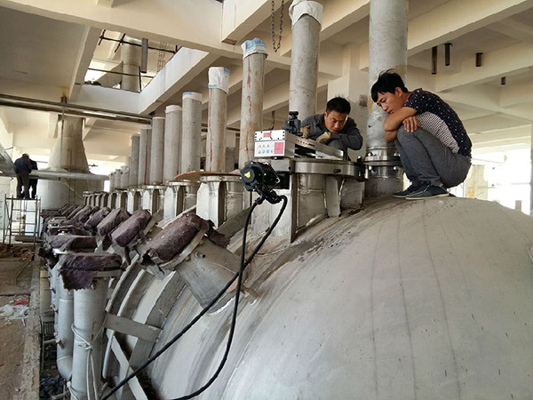 法蘭面端加工機現場施工